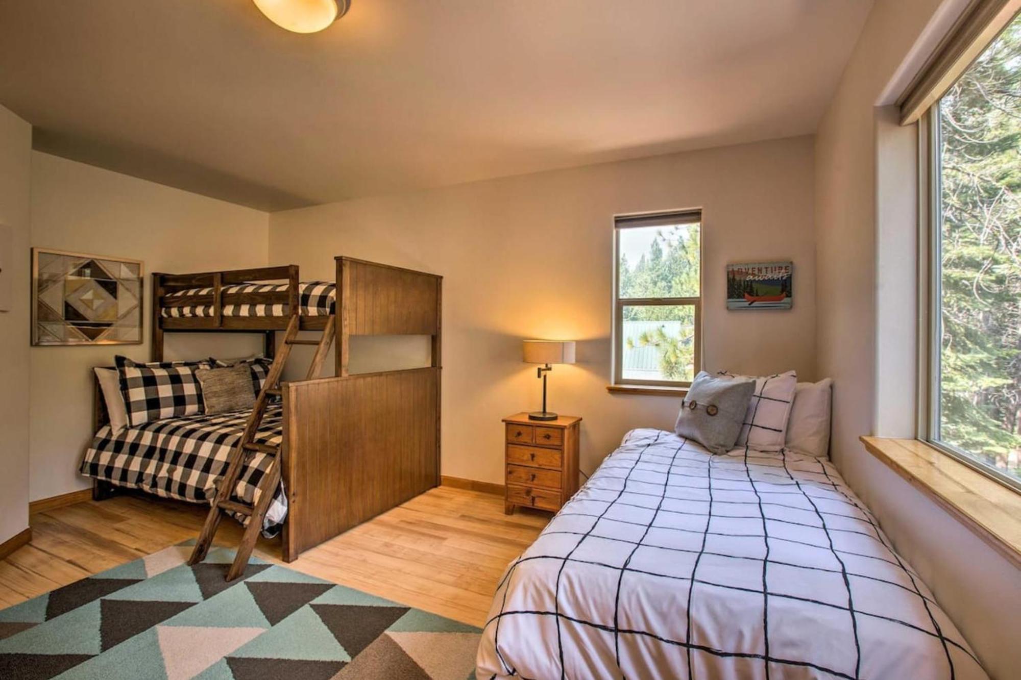 Moosetrack By Avantstay Cozy Cabin In The Of Tahoe Donner W Hot Tub Truckee Esterno foto